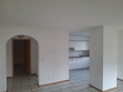 Lumineux et spacieux 3.5 pièces de 81 m² à Avenches - vue sur le château image 1
