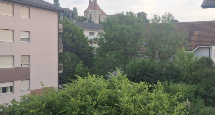 Lumineux et spacieux 3.5 pièces de 81 m² à Avenches - vue sur le château image 13