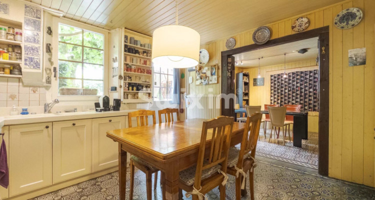 A beautiful house in the heart of Bernex image 9