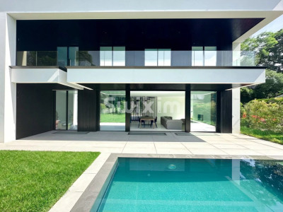 Contemporary architects house in Chêne-Bougeries image 1