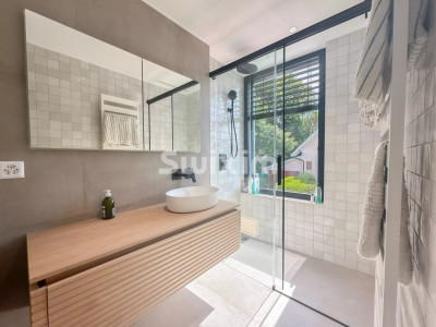 Contemporary architects house in Chêne-Bougeries image 10