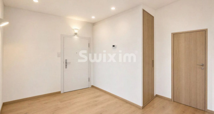 Single family house to renovate in Aïre image 3