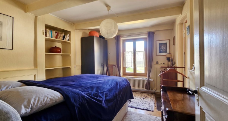 Charmante maison villageoise contiguë à Fleurier. image 8