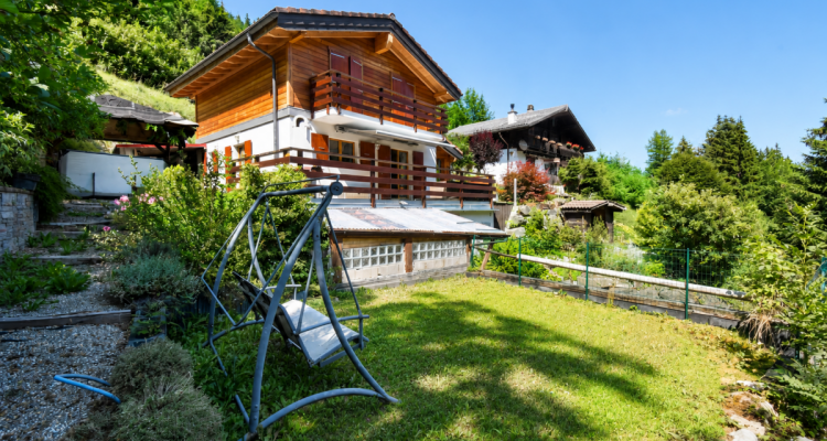 Beau chalet avec jacuzzi à Torgon image 1