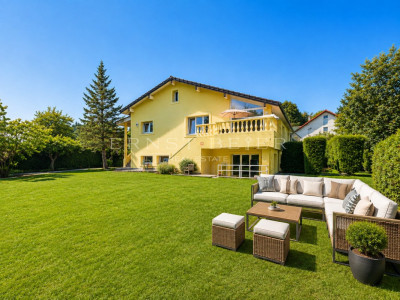 EXCLUSIVITE - Spacieuse maison familiale avec jardin, terrasses à Founex image 1