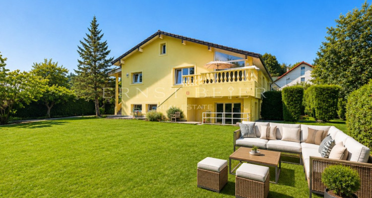 EXCLUSIVITE - Spacieuse maison familiale avec jardin, terrasses à Founex image 2