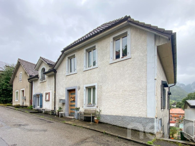 Maison de caractère rénovée : vue Jura, calme et fort potentiel image 8