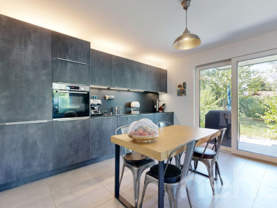 Un rez-de-jardin moderne dans un cadre privilégié à Chambésy image 3