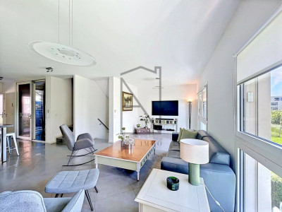 Triplex 5.5 rooms with independent space, close to the lake and the EPFL image 11