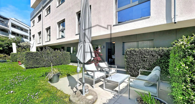 Triplex 5.5 rooms with independent space, close to the lake and the EPFL image 3