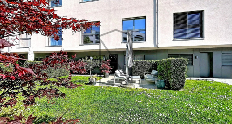 Triplex 5.5 rooms with independent space, close to the lake and the EPFL image 4