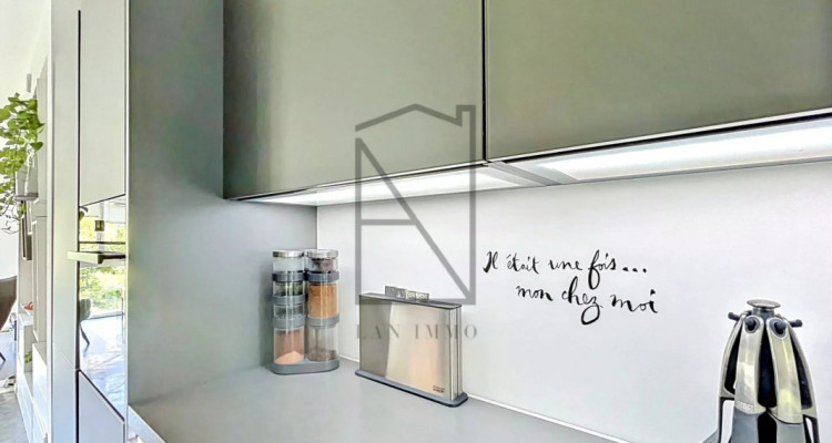 Triplex 5.5 rooms with independent space, close to the lake and the EPFL image 6