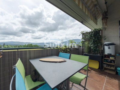 Stunning 6-room duplex apartment image 1