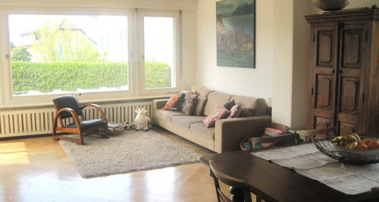 Très belle maison locative des années 30 , 3 appts, 582 m2 terrain image 9