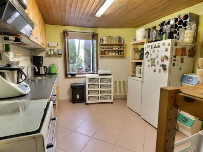Grande maison idéalement située en viager semi occupé sans rente image 3