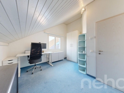 Lichtdurchflutete 5.5-Zimmer-Doppelhaushälfte in Kloten image 10