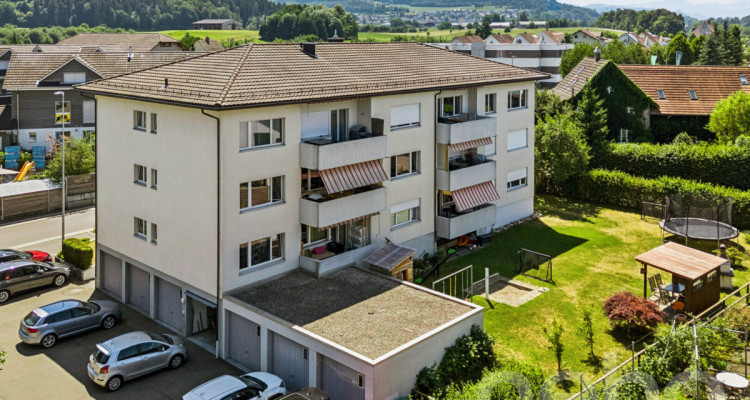 Gepflegtes Mehrfamilienhaus mit 9 Wohnungen in Schwarzenbach SG image 2