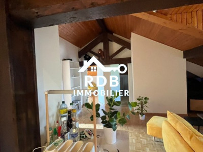 Appartement de 3,5 pièces au 3ème étage sans ascenseur à Genève 1202 image 1
