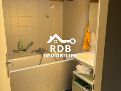 Appartement de 3,5 pièces au 3ème étage sans ascenseur à Genève 1202 image 11