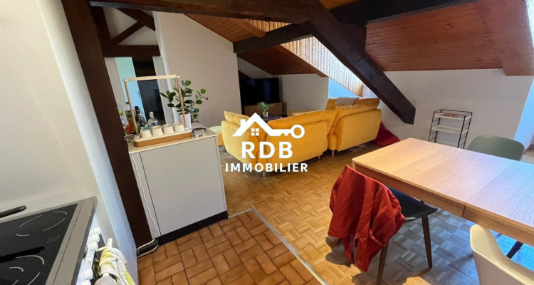 Appartement de 3,5 pièces au 3ème étage sans ascenseur à Genève 1202 image 2