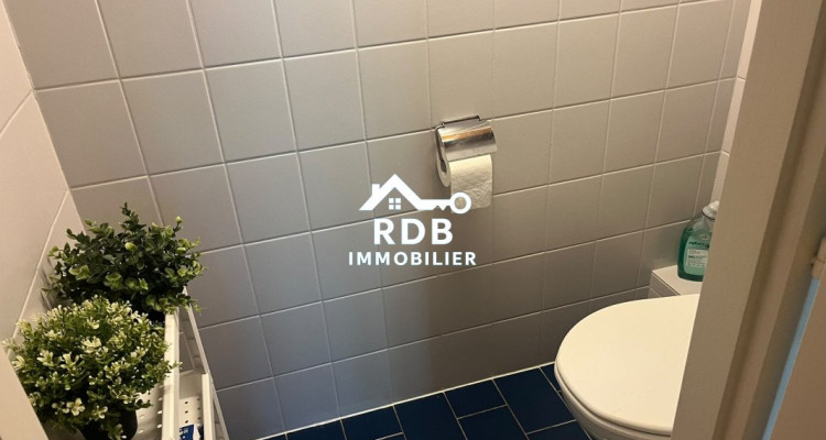 Appartement de 3,5 pièces au 3ème étage sans ascenseur à Genève 1202 image 12