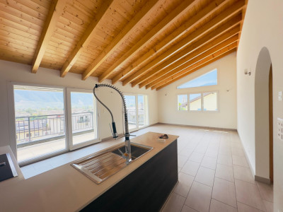 Appartement de 4.5 pces idéalement situé au coeur de Fully image 4
