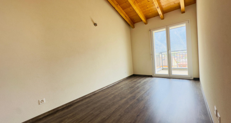 Appartement de 4.5 pces idéalement situé au coeur de Fully image 8
