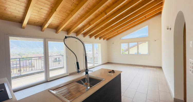 Appartement de 4.5 pces idéalement situé au coeur de Fully image 4