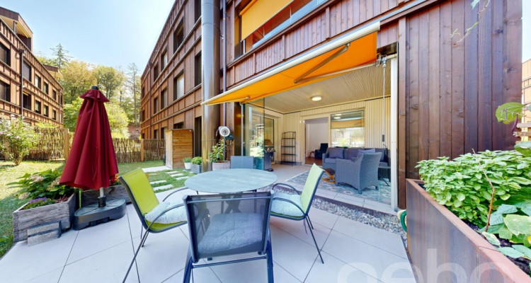Moderne 3.5-Zimmer-Gartenwohnung mit grosszügigem Aussenbereich image 1