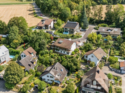 5.5-Zimmer-Einfamilienhaus mit Einliegerwohnung und Traumaussicht image 1