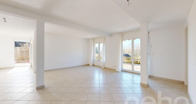 5.5-Zimmer-Einfamilienhaus mit Einliegerwohnung und Traumaussicht image 8