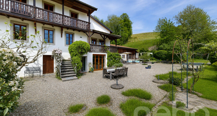 Maison de caractère au c?ur d?un nature préservée et protégée image 1