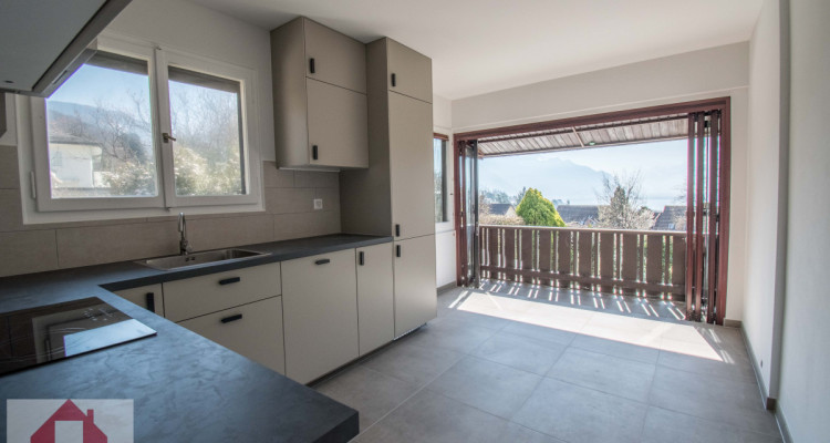 MAISON INDIVIDUELLE avec vue sur le lac !  image 4