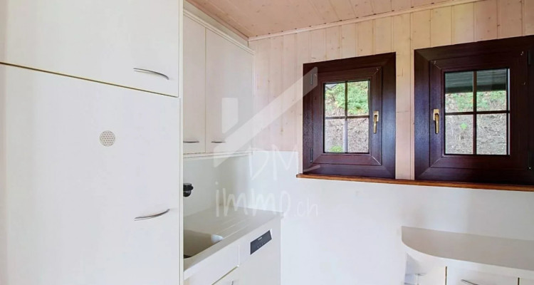 Chalet en madriers, vue lac Léman et montagnes - Vente aux étrangers OK image 6
