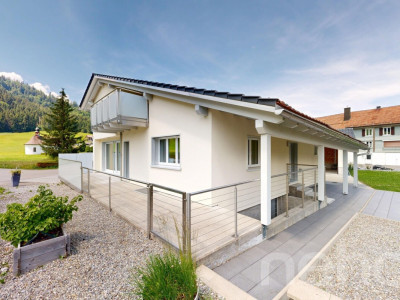 Einfamilienhaus mit über 260 m² Nutzfläche und grosser Garage image 3