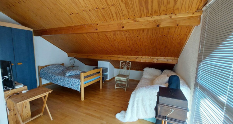Spacieuse villa avec appartement indépendant au rez inférieur image 10