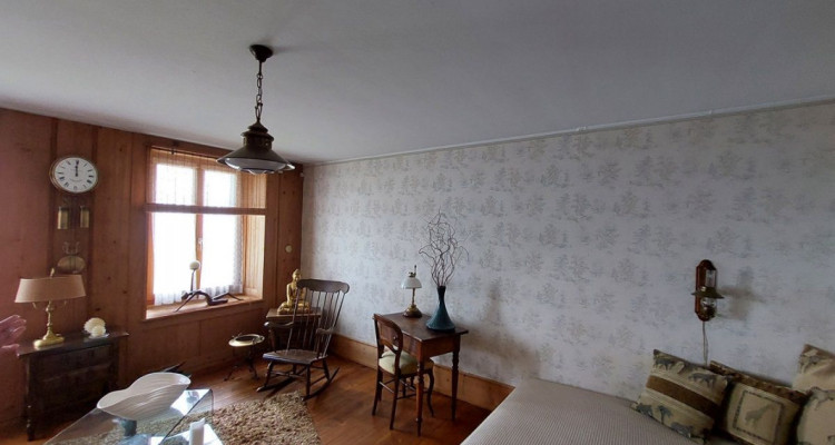 Charmante ferme avec vue sur le lac et les Alpes, comprenant deux appartements et une grange image 11