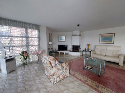 Superbe appartement de 4,5 pièces avec balcon et ascenseur dans un quartier résidentiel calme image 4