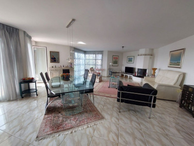 Superbe appartement de 4,5 pièces avec balcon et ascenseur dans un quartier résidentiel calme image 5