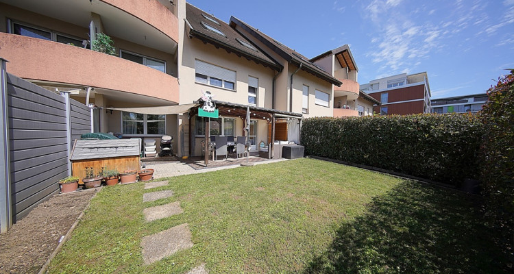 Spacieux rez-de-jardin bien situé image 13
