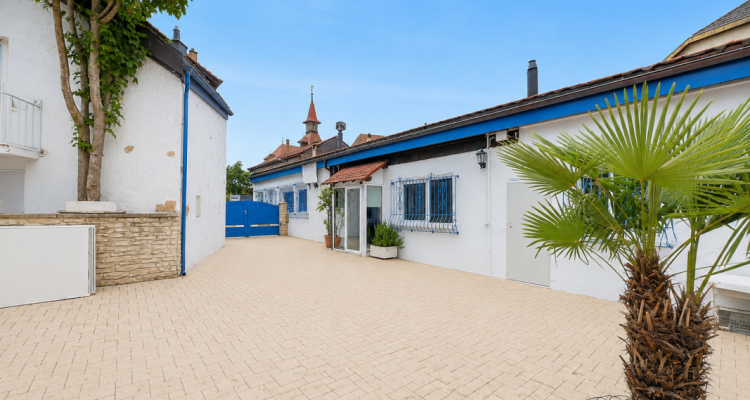 Charmante maison villageoise de deux appartements au coeur de Marin image 1
