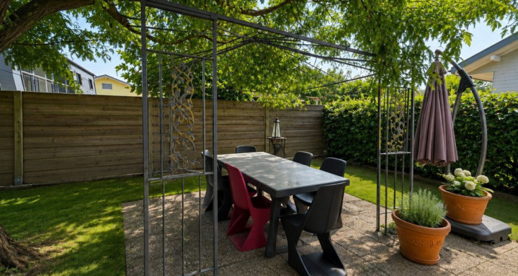 Maison individuelle entièrement rénovée avec jardin image 2