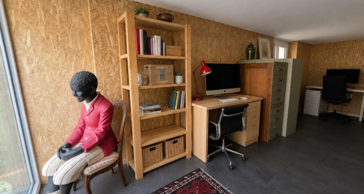 Maison individuelle entièrement rénovée avec jardin image 8