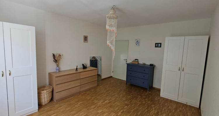 BEL APPARTEMENT DE 100 M² AUX EAUX-VIVES | GENÈVE image 8
