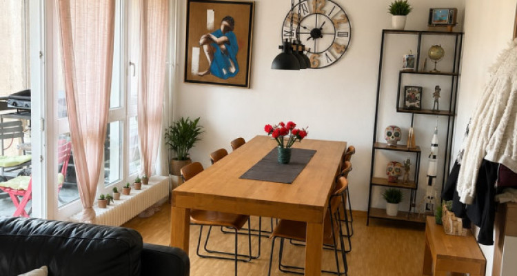 Superbe appartement traversant de 7 pièces avec vue sur le Jura image 3