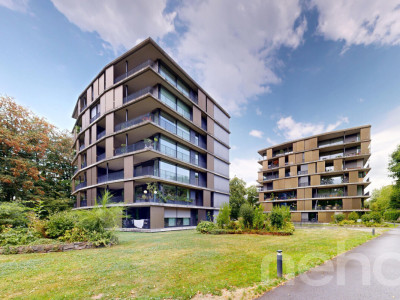 Lichtdurchflutete 3.5-Zimmerwohnung mit grossem Balkon am Rotsee image 1