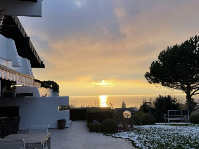 OFF-MARKET Magnifique villa de 10 pièces aux portes de Genève image 1
