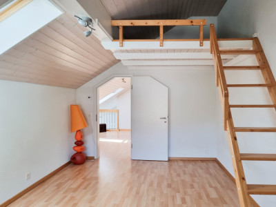 Appartement duplex lumineux avec balcon dans un cadre résidentiel privilégié image 6