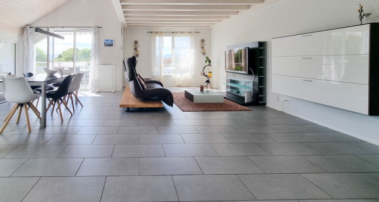 Appartement duplex lumineux avec balcon dans un cadre résidentiel privilégié image 2