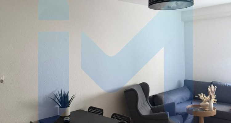 Appartement de 4 pièces au 1er étage situé à Acacias 1227 image 1